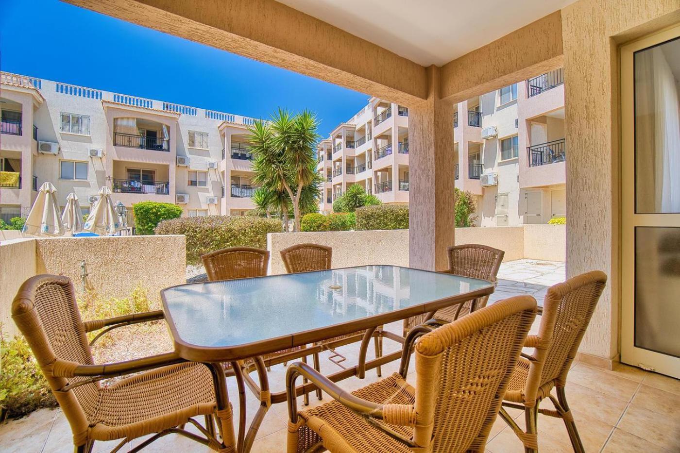 Royal Seacrest F G6 Apartment Paphos Exterior foto